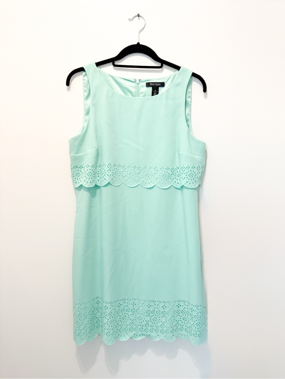 White House Black Market Mint Green Eyelet Sheath Dress